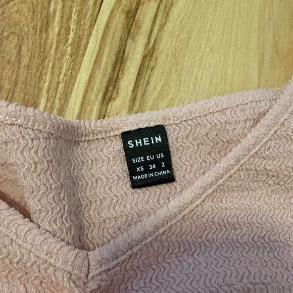 SHEIN Light Pink Puff Sleeve Blouse - Picture 3 of 3